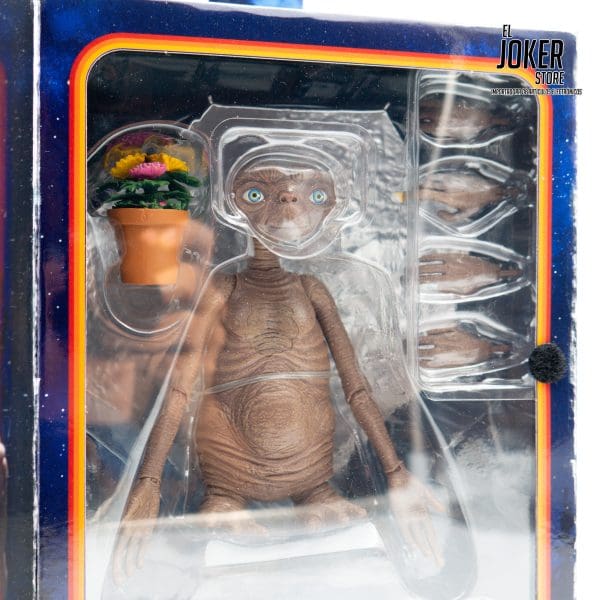 NECA - E.T. 40th Anniversary - 7" Figura de Acción a Escala - Ultimate Deluxe E.T. con Pecho LED y Comunicador “Phone Home” - Imagen 3